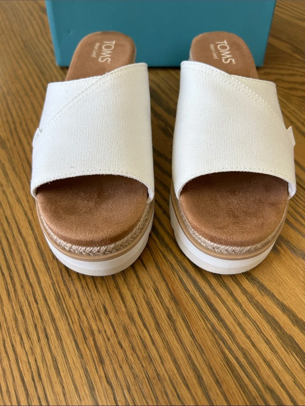 Toms slip into